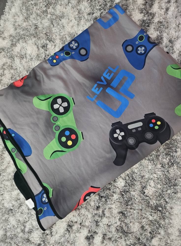 Gamer Throw
